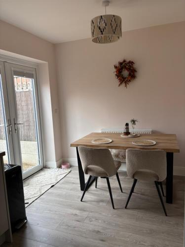 Létesítmények, Stylish double room females and couples only in High Harrogate Létesítmények, Stylish double room females and couples only in High Harrogate