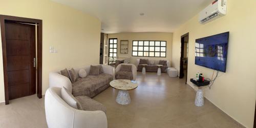 Giving Vibes Chalet in Al Jizah Giving Vibes Chalet in Al Jizah