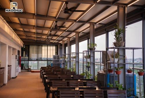 Balcony/terrace, Hao Phuc Hotel in North Cam River Urban Balcony/terrace, Hao Phuc Hotel in North Cam River Urban