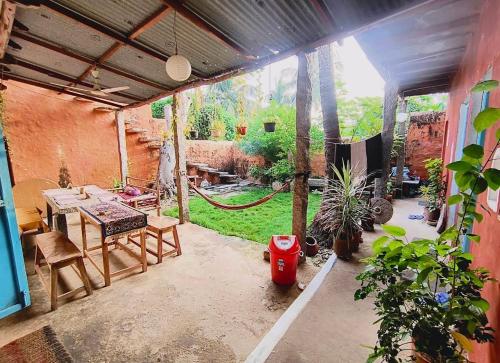 Peshagar Guest House in 哈姆比 Peshagar Guest House in 哈姆比