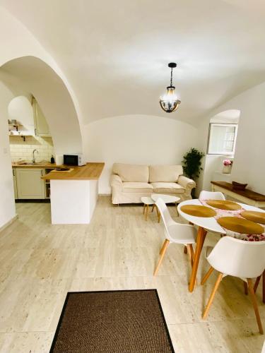 Hanna Vendégház-Tállya (Hanna Vendeghaz-Tallya) in Tallya Hanna Vendégház-Tállya (Hanna Vendeghaz-Tallya) in Tallya