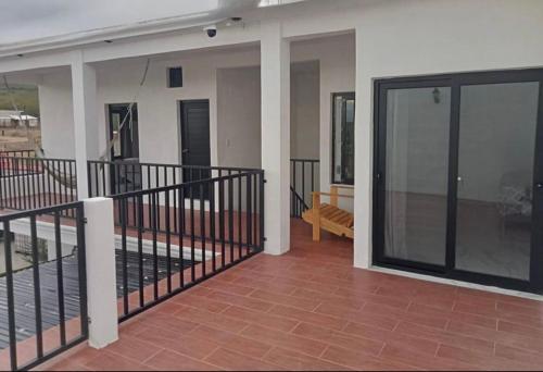Casa Blanca in El Limón Casa Blanca in El Limón
