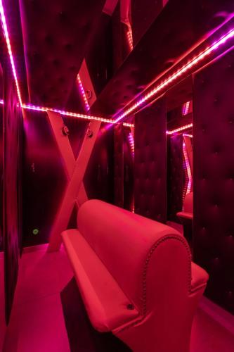 Espace evasions Loft love LOVE ROOM in Lardenne Espace evasions Loft love LOVE ROOM in Lardenne