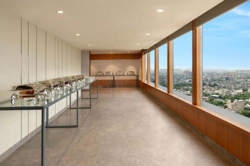 Sala de reunió / Saló de ball, Fairfield by Marriott Jaipur Tonk Road in Jaipur Sala de reunió / Saló de ball, Fairfield by Marriott Jaipur Tonk Road in Jaipur