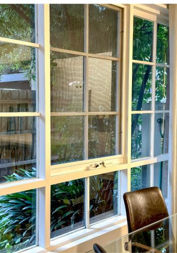 Kilátás, Chic Malvern Retreat, Ideal for Study, Relaxation, Fun in Malvern Kilátás, Chic Malvern Retreat, Ideal for Study, Relaxation, Fun in Malvern