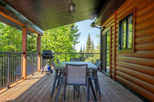 Spa - Absolute comfort - Chalet l'escapade Cordelia in Nominingue (QC) Spa - Absolute comfort - Chalet l'escapade Cordelia in Nominingue (QC)