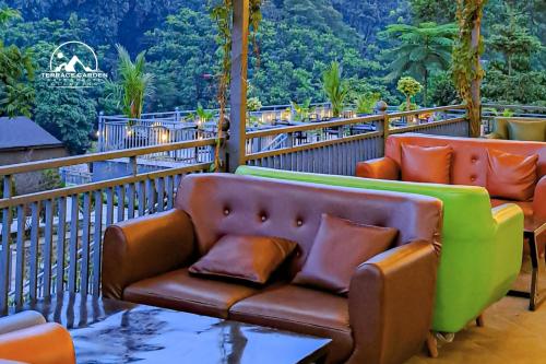 Restaurant, Terrace Garden Glamping Bogor in Taman Sari Restaurant, Terrace Garden Glamping Bogor in Taman Sari