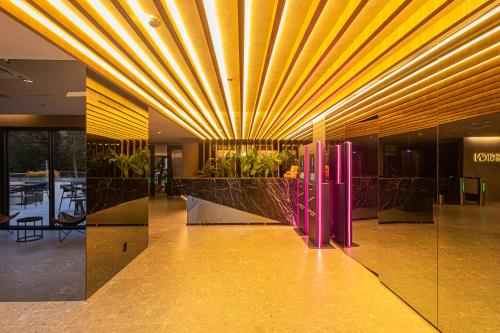 Előcsarnok, Sky Design Alphaville Housi by Anora Spaces in Barueri Előcsarnok, Sky Design Alphaville Housi by Anora Spaces in Barueri