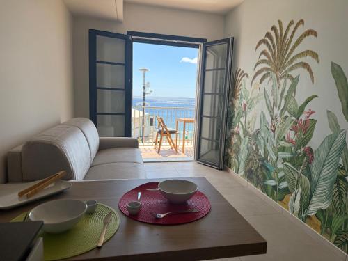 Vistas, HoneyMoon Suite Apartment in Sant'Alessio Siculo Vistas, HoneyMoon Suite Apartment in Sant'Alessio Siculo