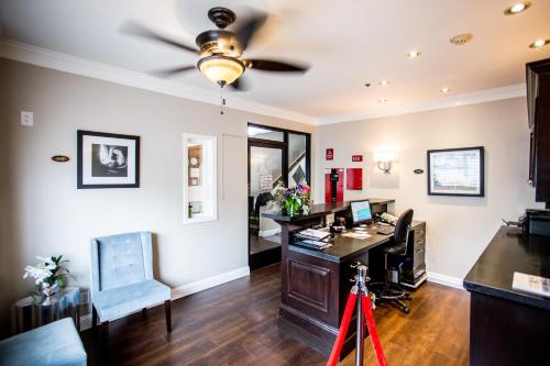 Lobby, The Hotel Hollywood in Hollywood Lobby, The Hotel Hollywood in Hollywood