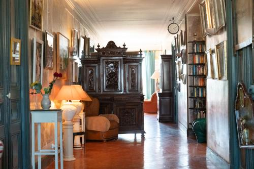 Les Volets Bleus in Ginestas Les Volets Bleus in Ginestas