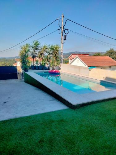 Casa Moderna na Aldeia in Marco De Canavezes Casa Moderna na Aldeia in Marco De Canavezes