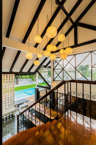 Villa i Wongamat Beach på 1000 kvm, med 5 soverom, 5 bad (Saga Pool House) in Pattaya Villa i Wongamat Beach på 1000 kvm, med 5 soverom, 5 bad (Saga Pool House) in Pattaya