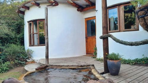 Úszómedence, Half Moon Hollow Eco Cottage in Ruiterbos Úszómedence, Half Moon Hollow Eco Cottage in Ruiterbos