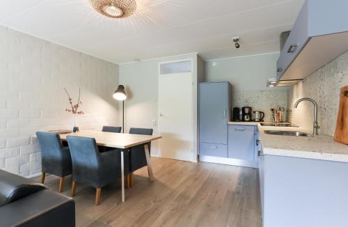 Kitchen, Duinweg 18-5 Zoutelande in Zoutelande Kitchen, Duinweg 18-5 Zoutelande in Zoutelande