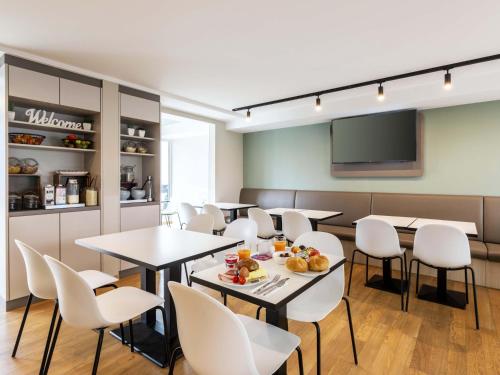 Food and beverages, B&B HOTEL Ingolstadt-Ost in Ingolstadt Food and beverages, B&B HOTEL Ingolstadt-Ost in Ingolstadt