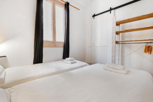 Fridays Flats Retro Chic In Poble Sec