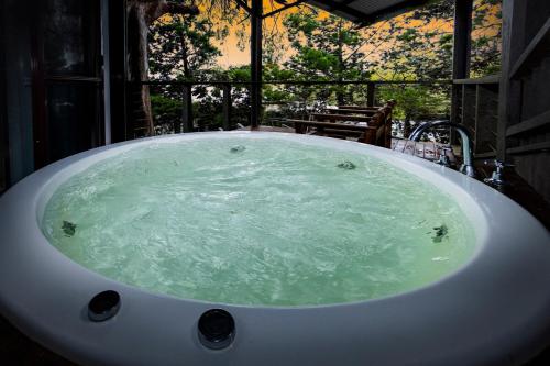 One of Fraser's best houses in Coral Bay One of Fraser's best houses in Coral Bay