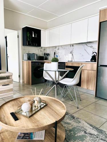 Luxury apartment with river view in Lethabong Luxury apartment with river view in Lethabong