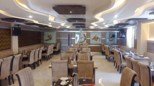 T S Royal Grand Hotel in Iggalur T S Royal Grand Hotel in Iggalur