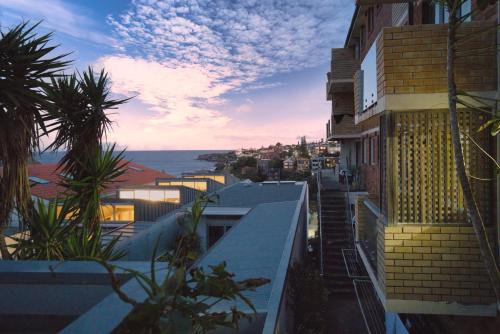 Bondi Beachfront Retreat 1B in Tamarama Bondi Beachfront Retreat 1B in Tamarama