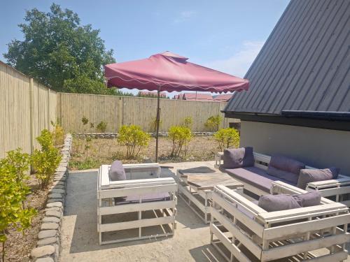 Guba A-frame near forest & lake in II Nugadi Guba A-frame near forest & lake in II Nugadi