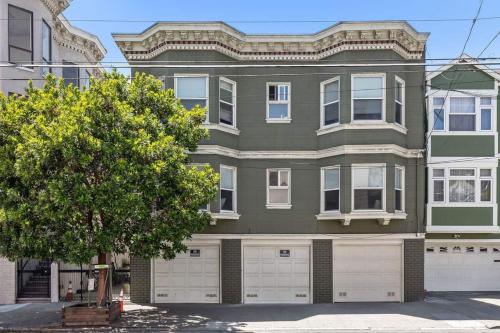 Super Convenient 1br City Pad With Garage Parking in Richmond District Super Convenient 1br City Pad With Garage Parking in Richmond District