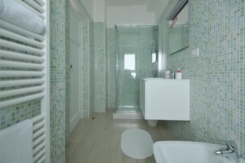 Bathroom, Al Quarantacinque in Maglie Bathroom, Al Quarantacinque in Maglie