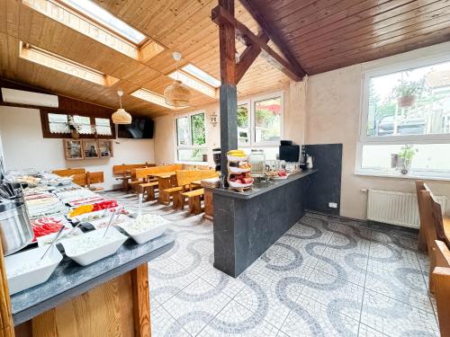 VILLA SUNNY ROSE Bed & Breakfast in Swinoujscie City Center VILLA SUNNY ROSE Bed & Breakfast in Swinoujscie City Center