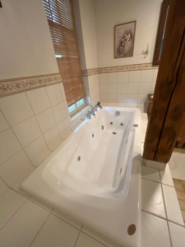 Hot tub, 3-Bedroom Apartment in Toukola Hot tub, 3-Bedroom Apartment in Toukola