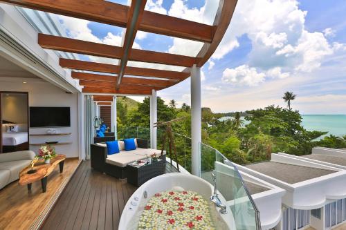 Balcony/terrace, The Privilege Hotel Ezra Beach Club in Bo Phut Balcony/terrace, The Privilege Hotel Ezra Beach Club in Bo Phut