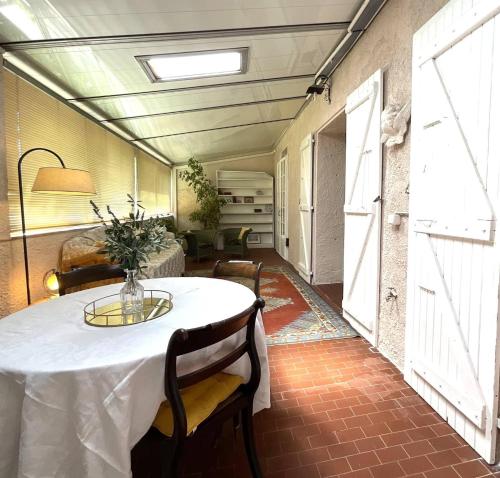 Létesítmények, Large Family Home in Mediterranean France in Tourbes Létesítmények, Large Family Home in Mediterranean France in Tourbes