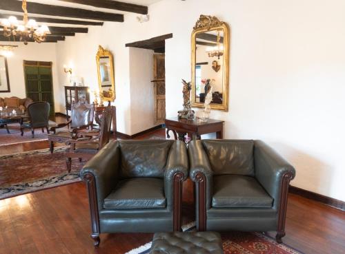 Pub/Lounge, Hotel Boutique Casa de Hacienda Su Merced in Puembo Pub/Lounge, Hotel Boutique Casa de Hacienda Su Merced in Puembo