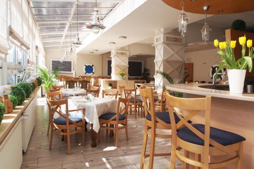 Restaurante, ELPAK Swinoujscie in Uzdrowiskowa Restaurante, ELPAK Swinoujscie in Uzdrowiskowa