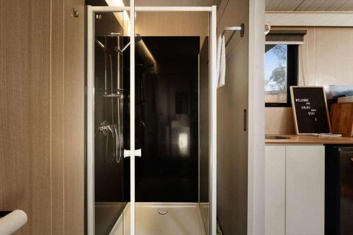 Metung Hideaway by Tiny Away in Metung Metung Hideaway by Tiny Away in Metung