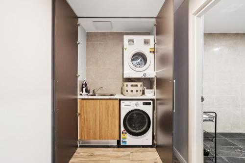BURS18 - Luxury Accessible Apartment in Burswood BURS18 - Luxury Accessible Apartment in Burswood