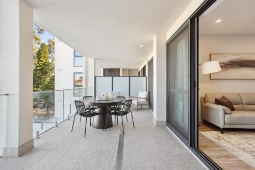 Balcony/terrace, BURS18 - Luxury Accessible Apartment in Burswood Balcony/terrace, BURS18 - Luxury Accessible Apartment in Burswood