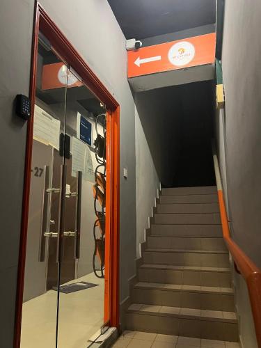 Entrance, My Capsule Hotel - Self check-in, whatsapp only in Tebrau Entrance, My Capsule Hotel - Self check-in, whatsapp only in Tebrau