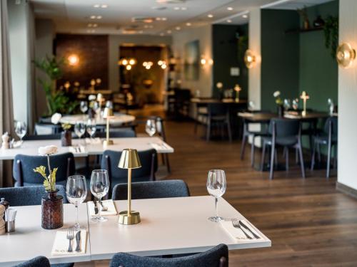 Quality Hotel Strand Gjovik in Gjovik City Center Quality Hotel Strand Gjovik in Gjovik City Center