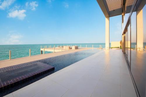 Nurai Island’s Overwater Paradise : Luxury Retreat in جزيرة نوراي Nurai Island’s Overwater Paradise : Luxury Retreat in جزيرة نوراي