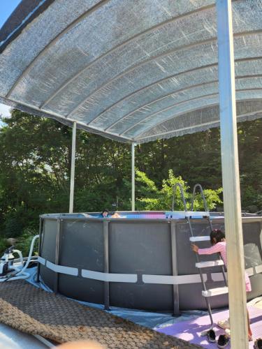 Swimming pool, Samhyeongjebonggil Pension in Jumunjin-eup Swimming pool, Samhyeongjebonggil Pension in Jumunjin-eup