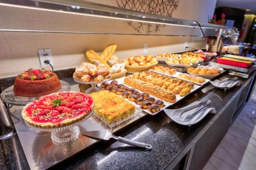 Food and beverages, Holiday Inn Goiania By IHG in Goiania Food and beverages, Holiday Inn Goiania By IHG in Goiania