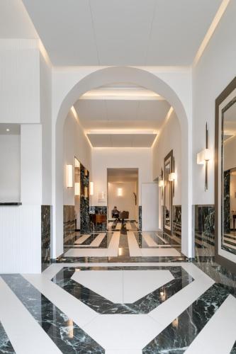 Lobby, Best Western Hotel Plaza in Naples Lobby, Best Western Hotel Plaza in Naples