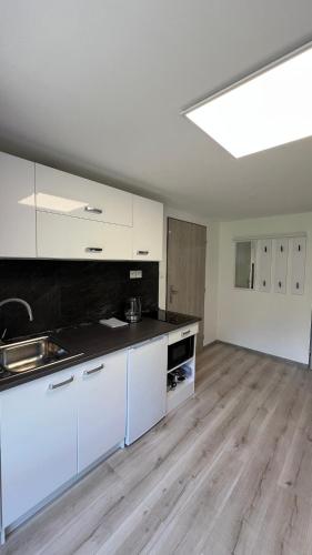 Cocina, Na Pekárně (Na Pekarne) in Mikulasovice Cocina, Na Pekárně (Na Pekarne) in Mikulasovice