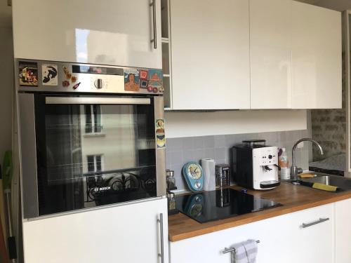Kitchen, Charming and rustic appartement near Montmartre in Pigalle Kitchen, Charming and rustic appartement near Montmartre in Pigalle