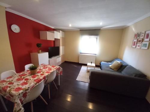 Piso entero llodio a 17km de BILBAO tren y bus in Arakaldo Piso entero llodio a 17km de BILBAO tren y bus in Arakaldo