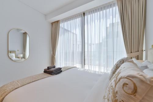 Marco Polo - 2 BR with Private Beach at Palm in The Palm Jumeira Marco Polo - 2 BR with Private Beach at Palm in The Palm Jumeira