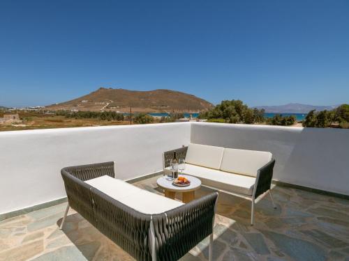 ระเบียง/ชานเรือน, Sanders Paros Gardens in โมลอส ระเบียง/ชานเรือน, Sanders Paros Gardens in โมลอส