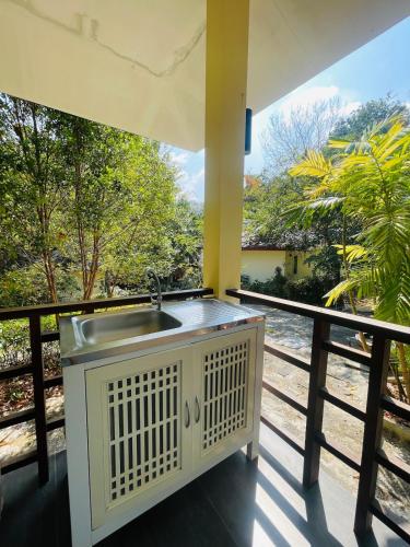 m² 1 slaapkamer, 1 privé badkamer Vrijstaande woning in Dan Mai (Vacker Bungalow 8 / B Koh Chang) in Dan Mai m² 1 slaapkamer, 1 privé badkamer Vrijstaande woning in Dan Mai (Vacker Bungalow 8 / B Koh Chang) in Dan Mai