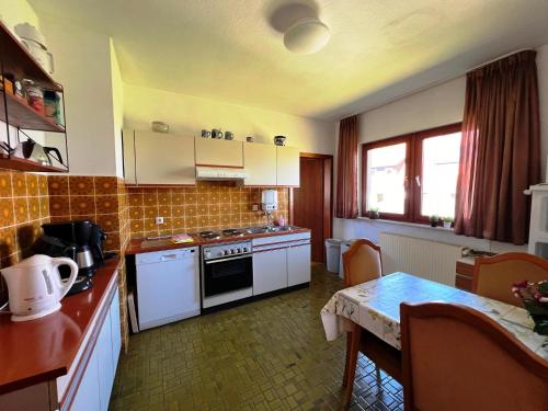 Konyha, Exclusives Ferienhaus in Frankenau im Sauerland in Frankenau városközpont Konyha, Exclusives Ferienhaus in Frankenau im Sauerland in Frankenau városközpont